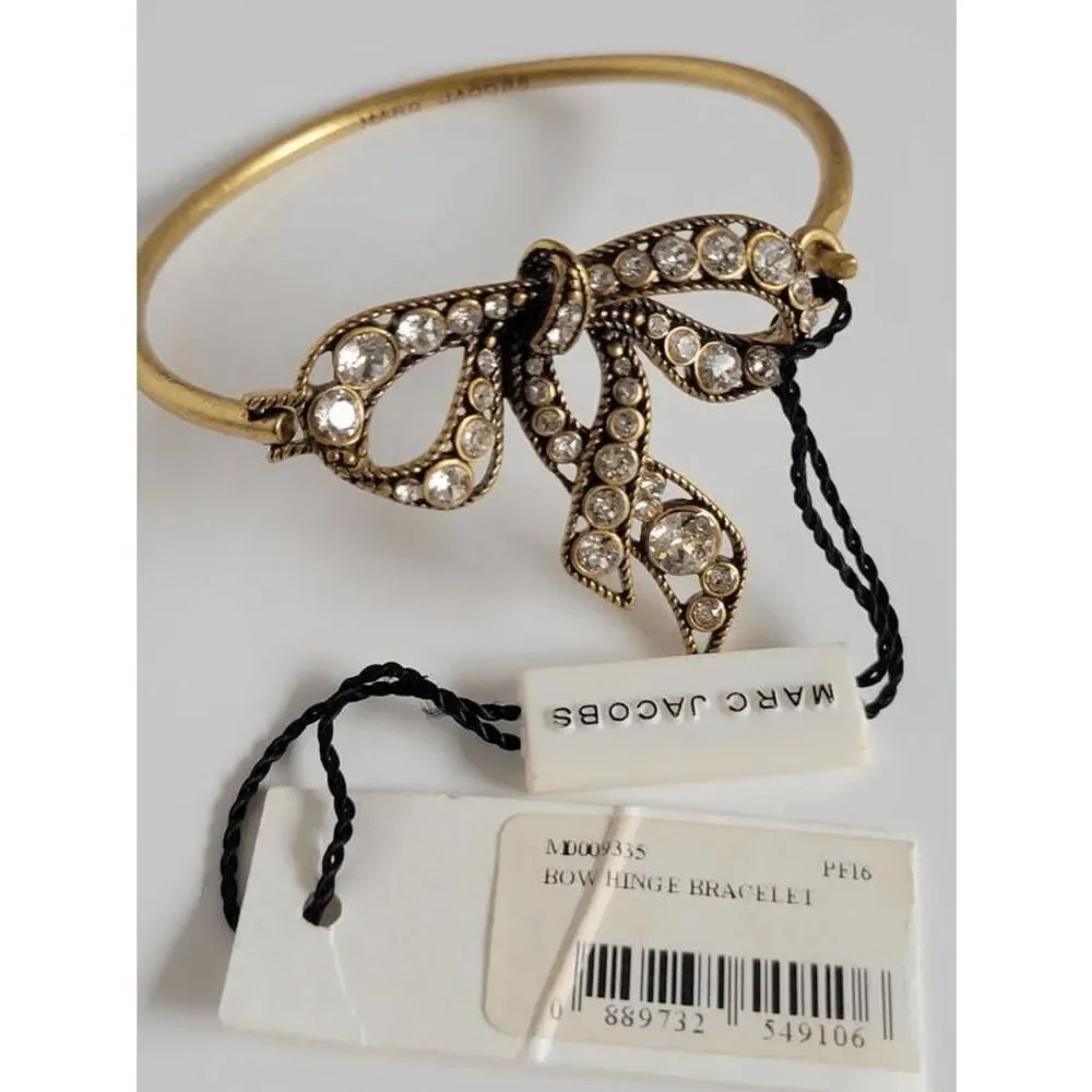 MARC JACOBS Swarovski Crystal Dazzling Bow Gold Hinged Bangle Bracelet NWT